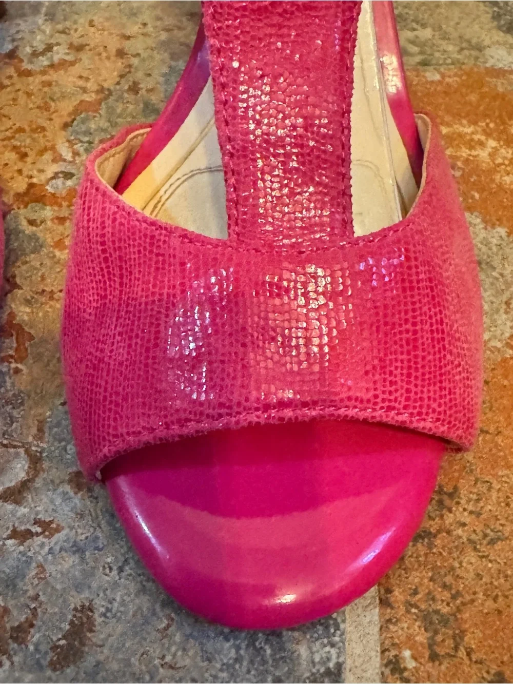 Gorgeous Alex Marie Hot Pink T-Strap Open-Toe Textured Heels!